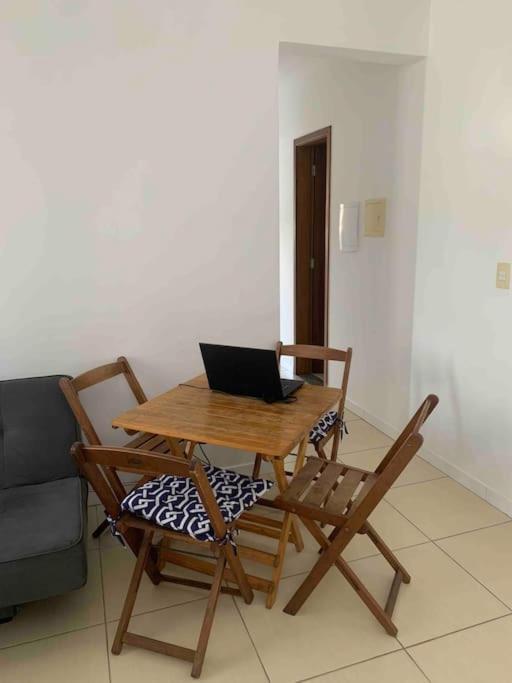 Apto 2 Dorm Com Garagem Apartamento