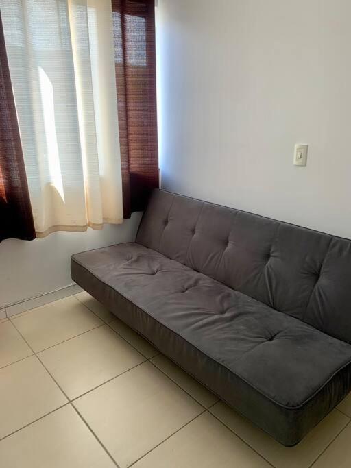 Apto 2 Dorm Com Garagem Apartamento