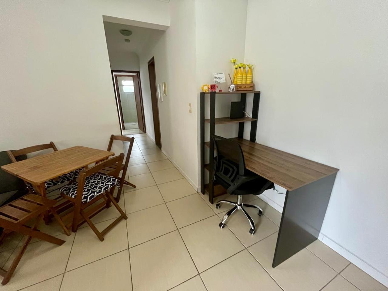 Apto 2 Dorm Com Garagem * Balneario Camboriu