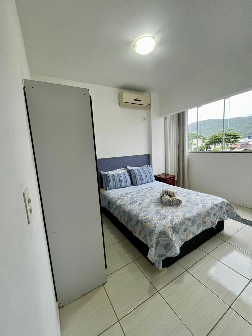 Apto 2 Dorm Com Garagem Apartamento Balneario Camboriu